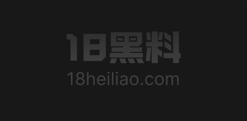 酒店监控盗摄系列 风骚少妇直接脱光帮客人口交服务 戴套后入鸡巴不硬还贴心手撸硬 - 图1